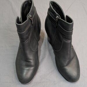 Artica Black Leather Chunky Heel Ankle Boots Size 8.5
